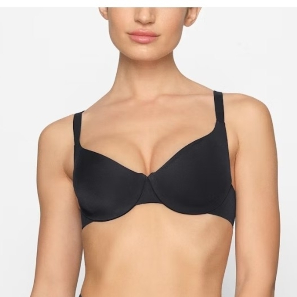 Skims Fits Everybody T-shirt Demi Bra - Picture 1 of 3